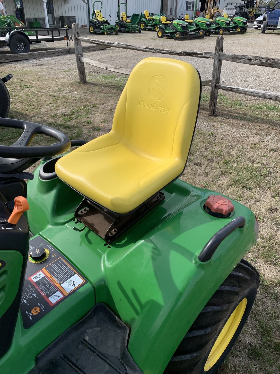 2005 John Deere X495 Image 5