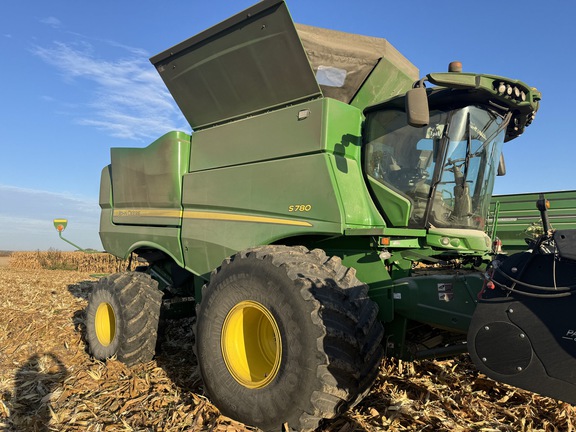 2019 John-Deere S780