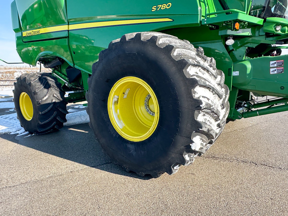 2019 John-Deere S780