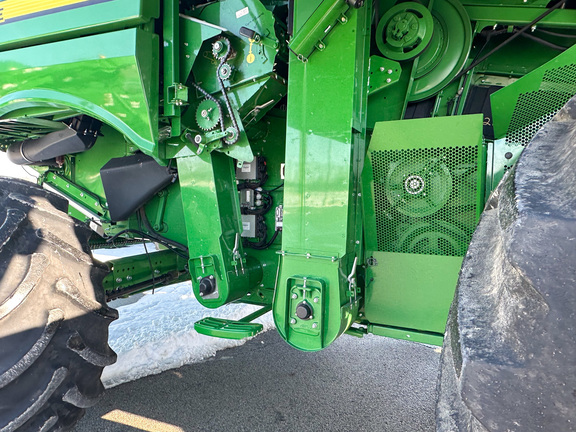 2019 John-Deere S780