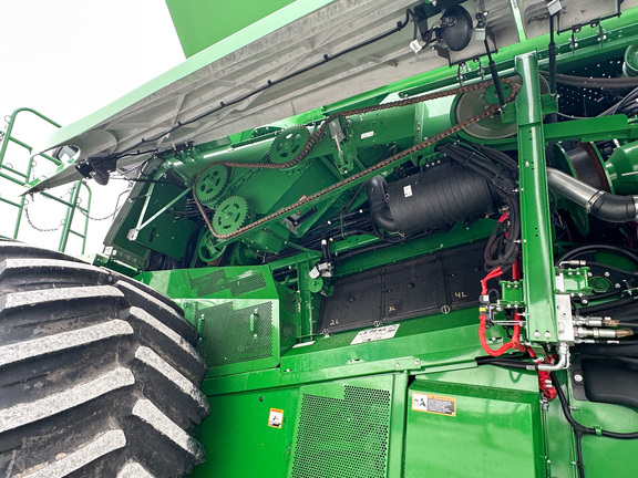 2019 John-Deere S780