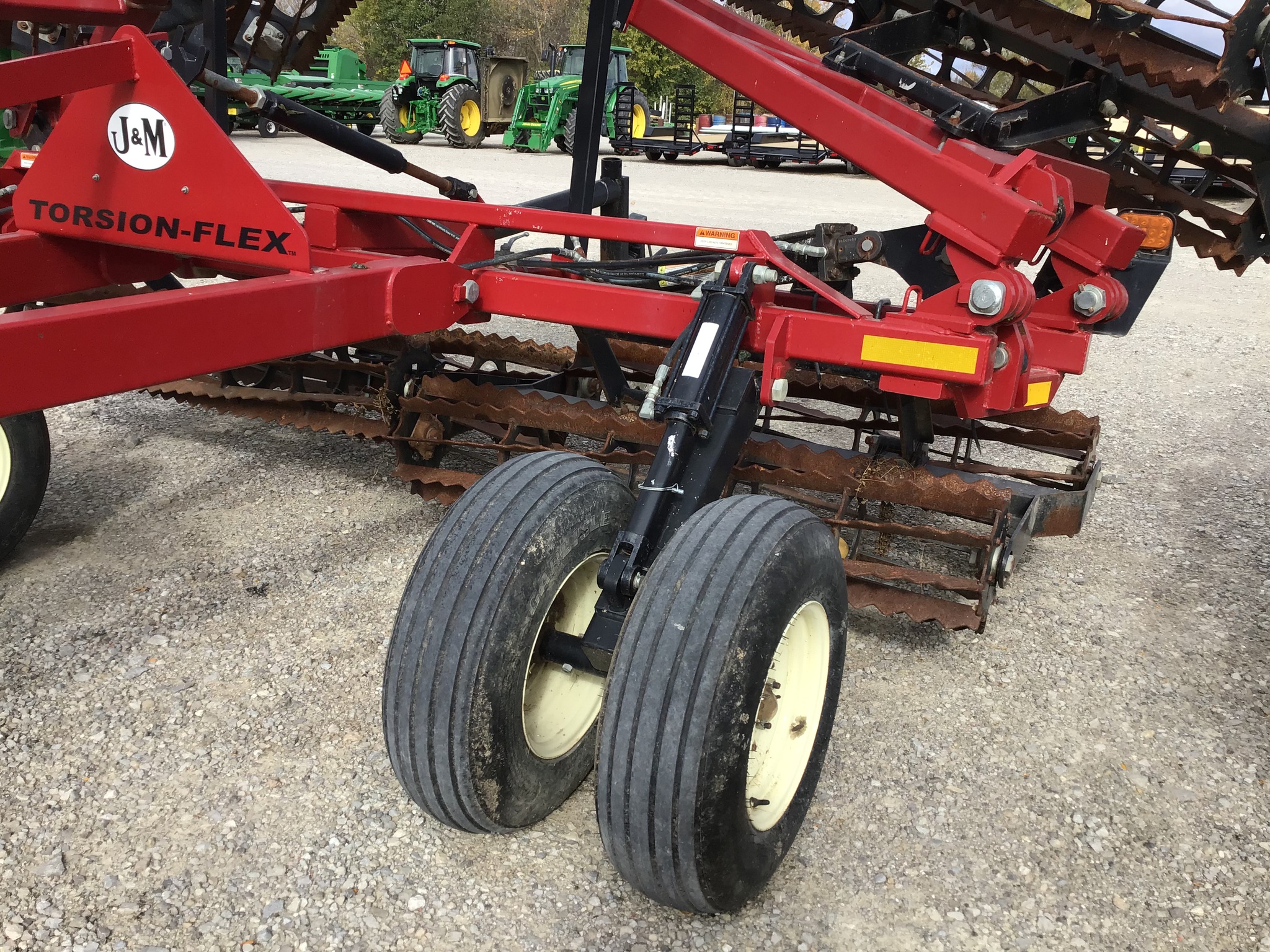 2013 J&M TF212 Image 10