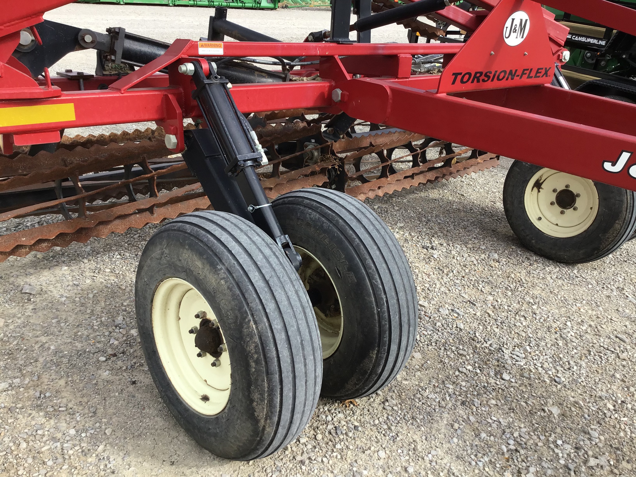 2013 J&M TF212 Image 13