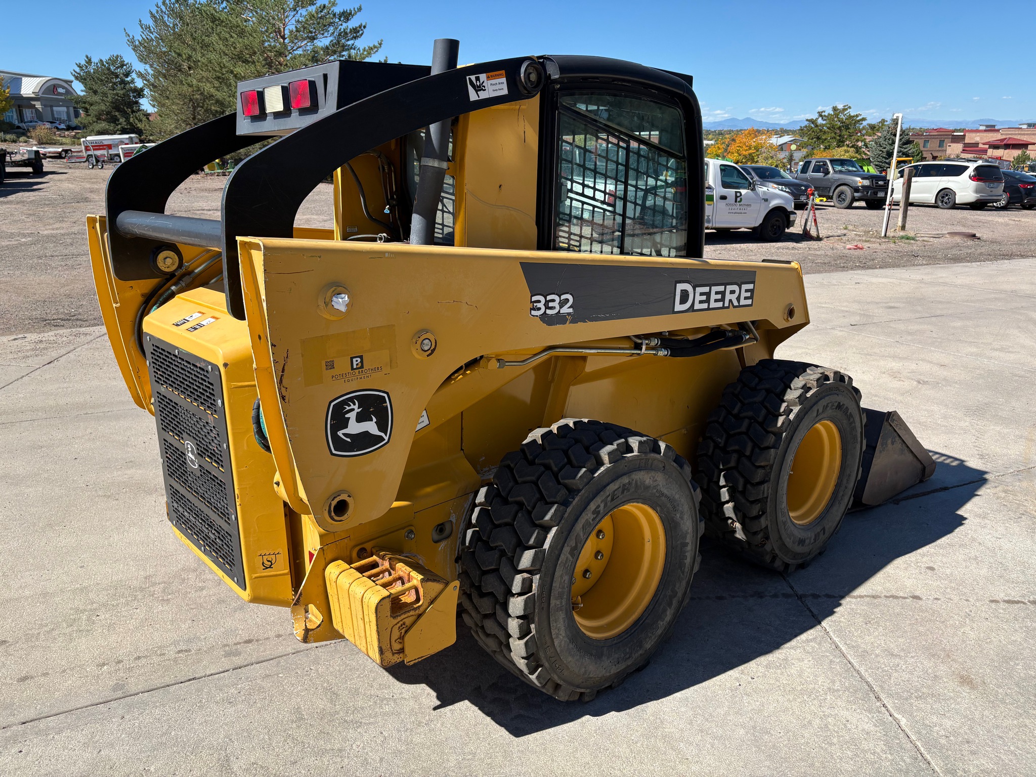 2009 John Deere 332 Image 5