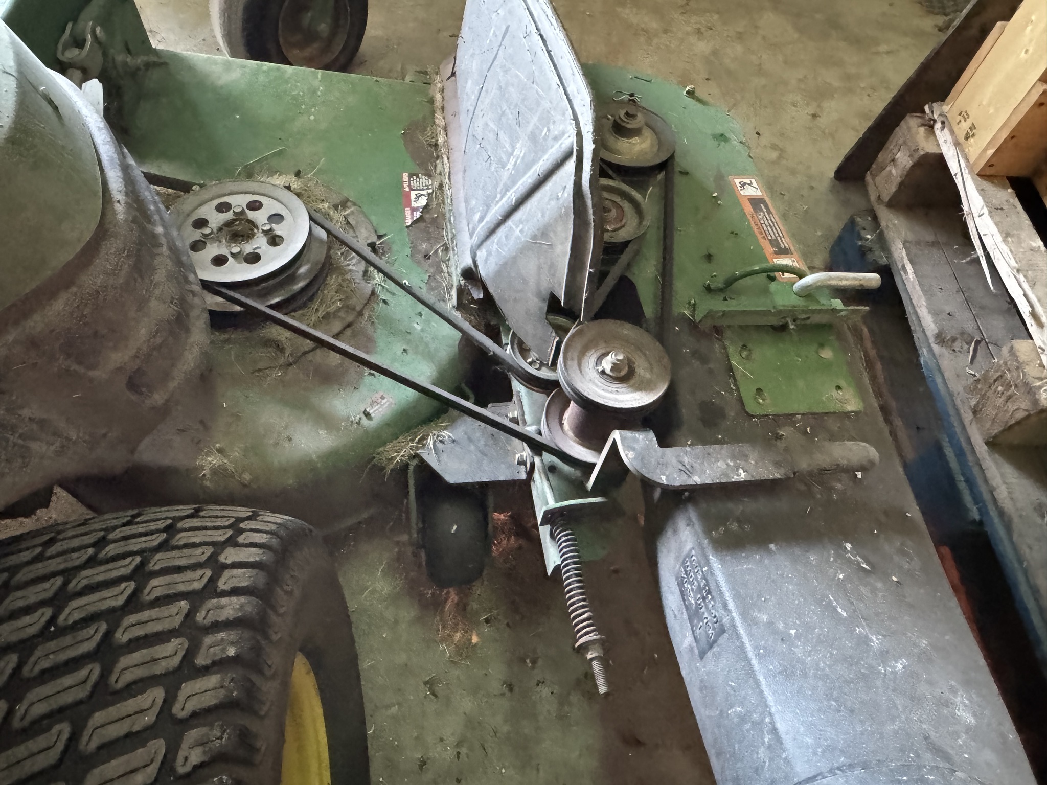 2011 John Deere Z950A Image 10