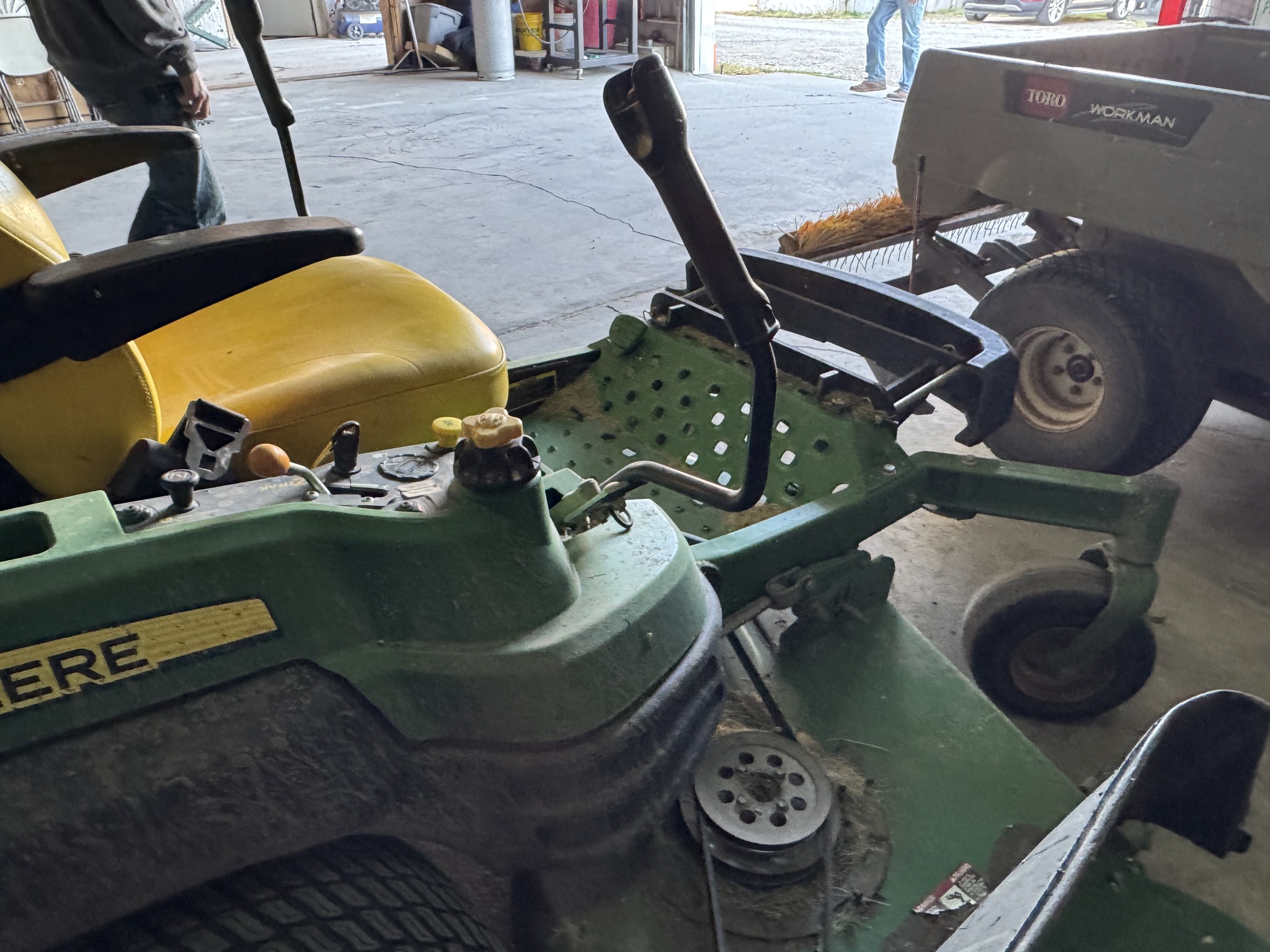 2011 John Deere Z950A Image 11