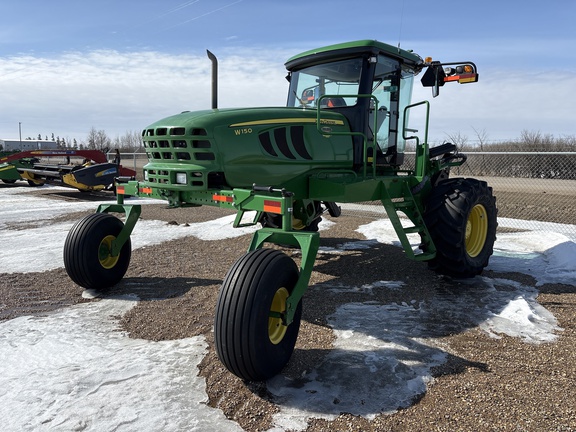 Used 2015 John Deere W150 Windrowers at Horizon Ag & Turf in Lloydminster, AB - Photo5