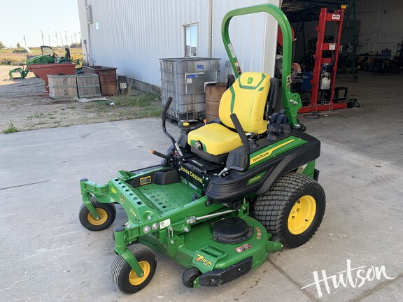 Photo of 2025 John Deere Z930M