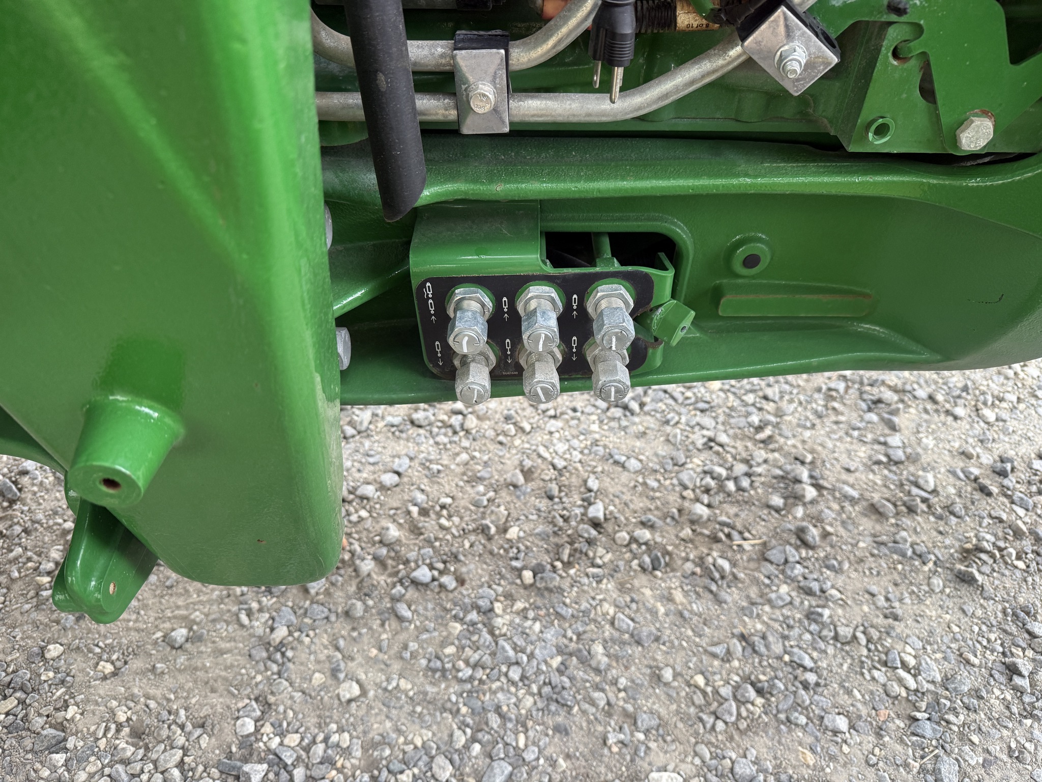 2022 John Deere 5130M Image 6