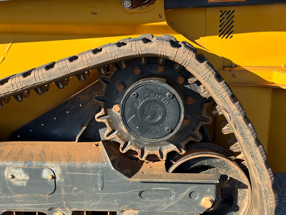 2021 John-Deere 325G