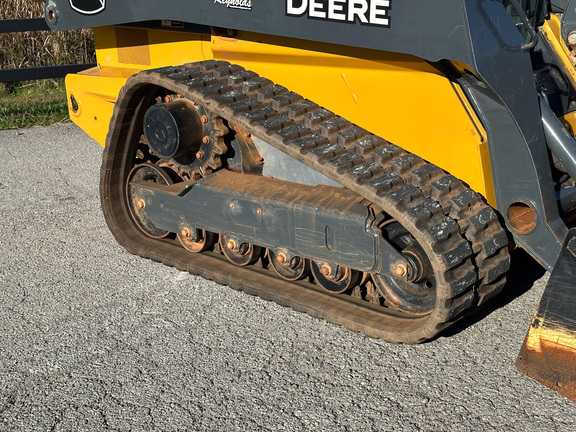 2021 John-Deere 325G