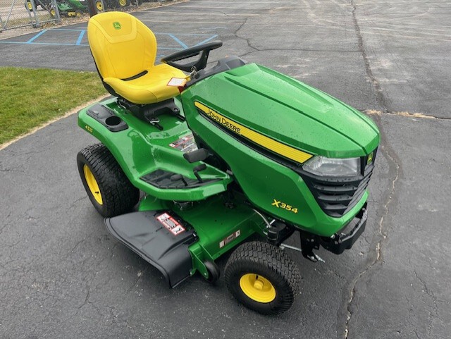 2024 John Deere X354 Image 4