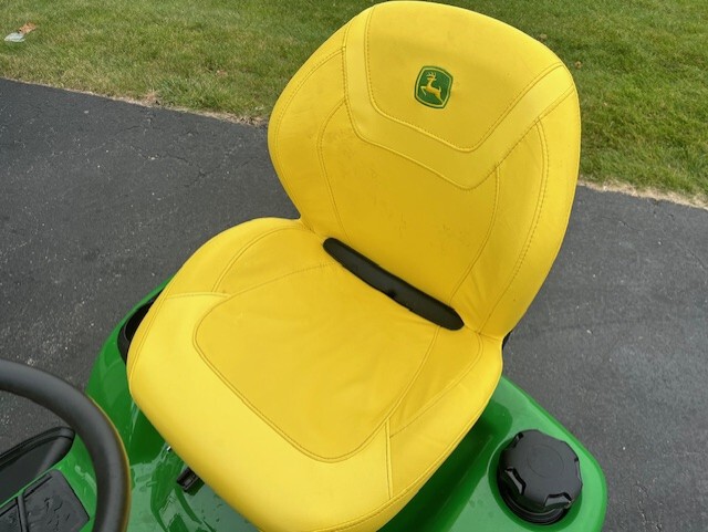 2024 John Deere X354 Image 5