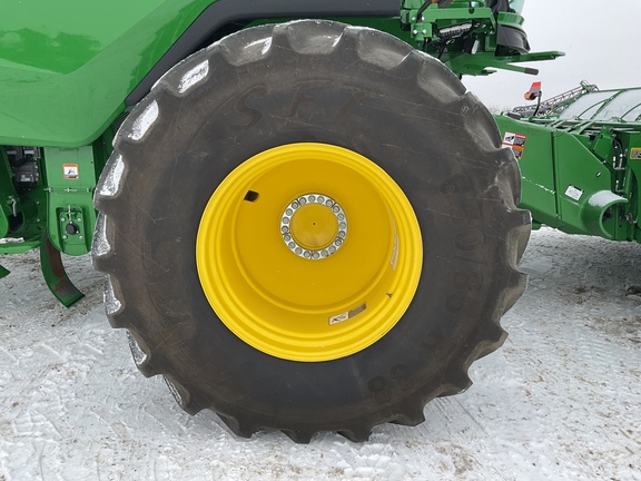 Used 2025 John Deere S7 800 Combines at Horizon Ag & Turf in Westlock, AB - Photo14