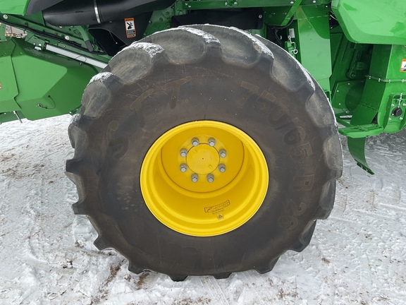 Used 2025 John Deere S7 800 Combines at Horizon Ag & Turf in Westlock, AB - Photo17