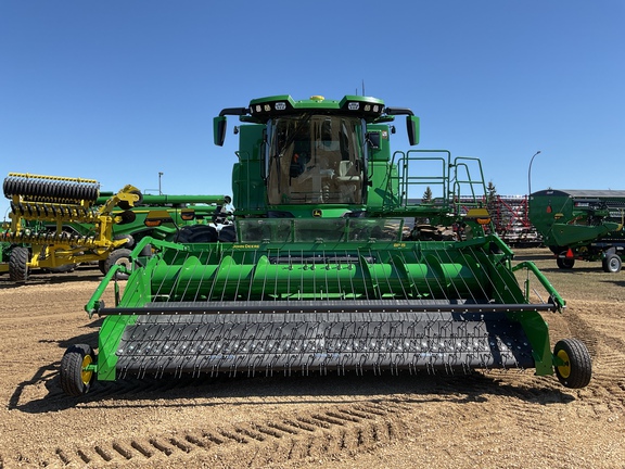 Used 2025 John Deere S7 800 Combines at Horizon Ag & Turf in Westlock, AB - Photo9