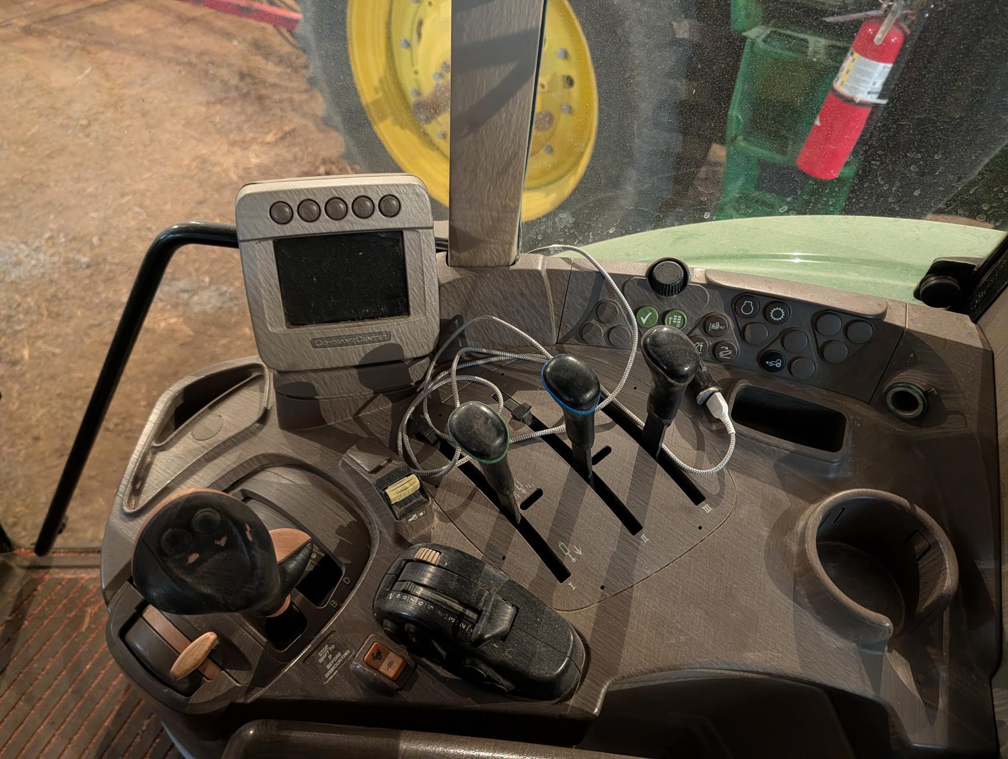 2007 John Deere 6430 Premium Image 3