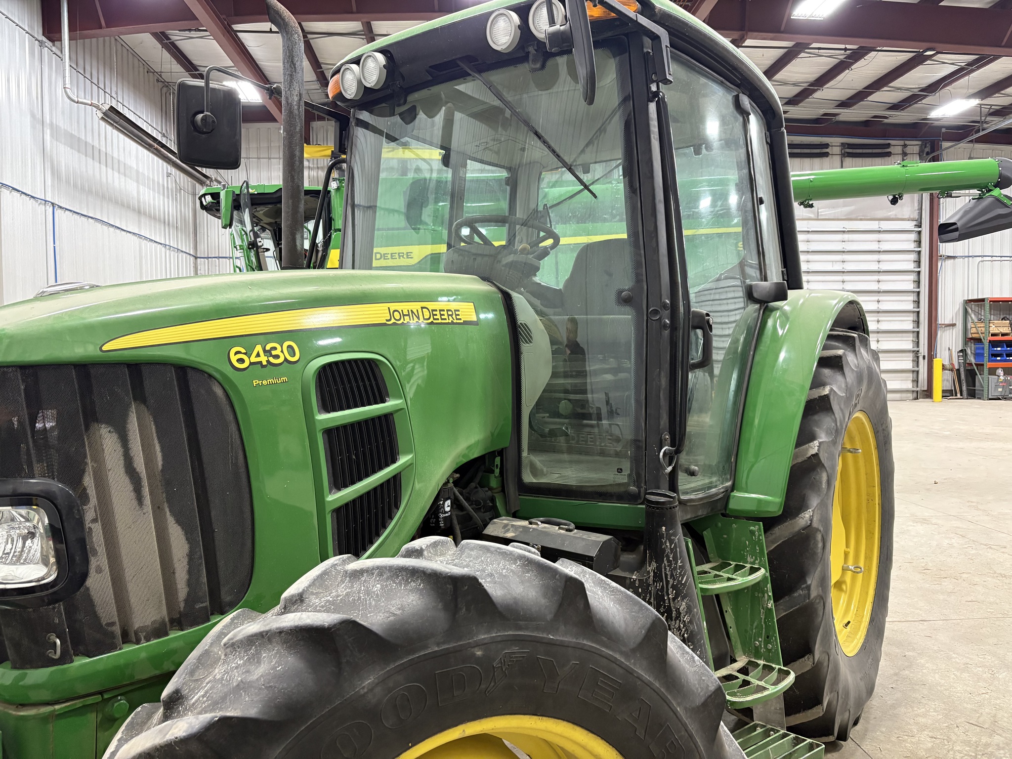 2007 John Deere 6430 Premium Image 3