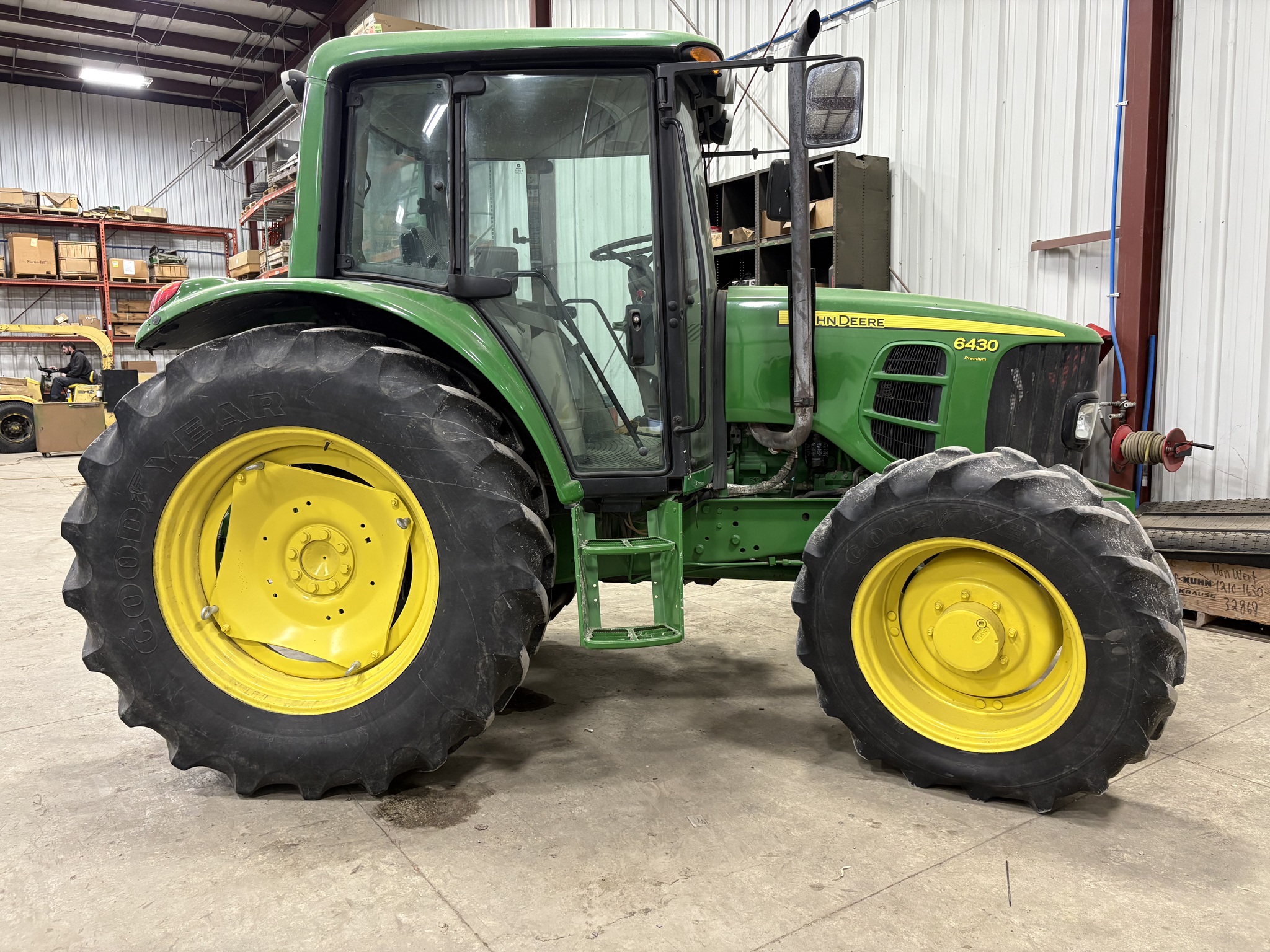 2007 John Deere 6430 Premium Image 1
