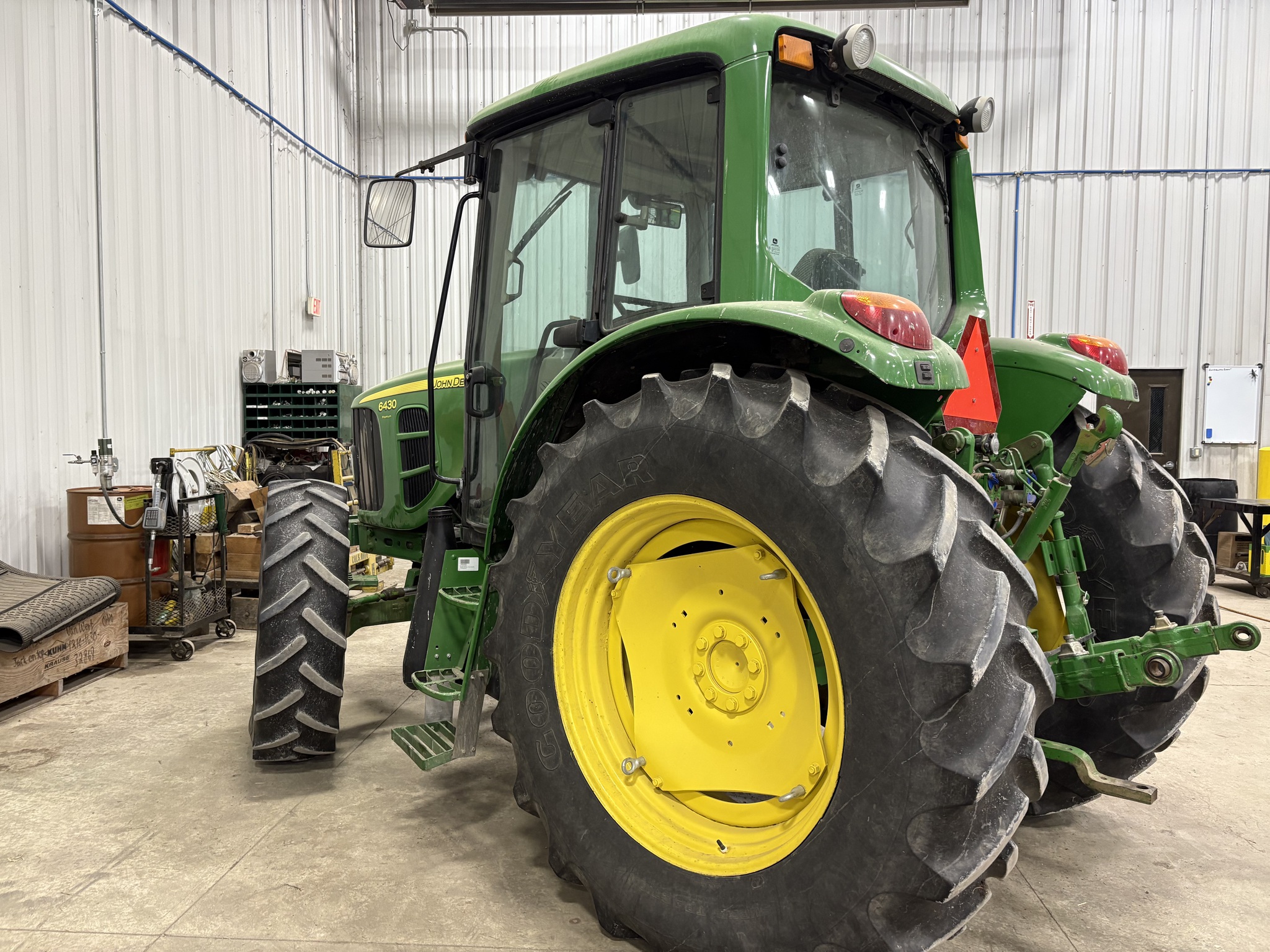 2007 John Deere 6430 Premium Image 6