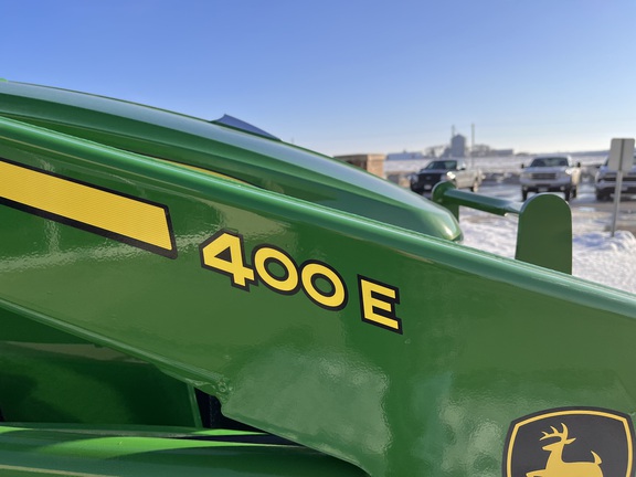 2025 John Deere 4044M - Photo34
