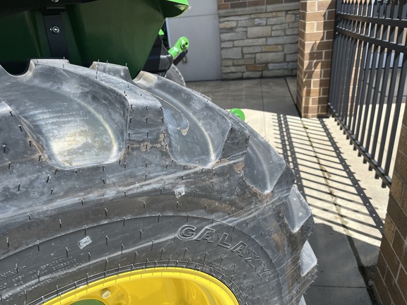 2025 John Deere 4044M - Photo21