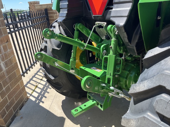 2025 John Deere 4044M - Photo27