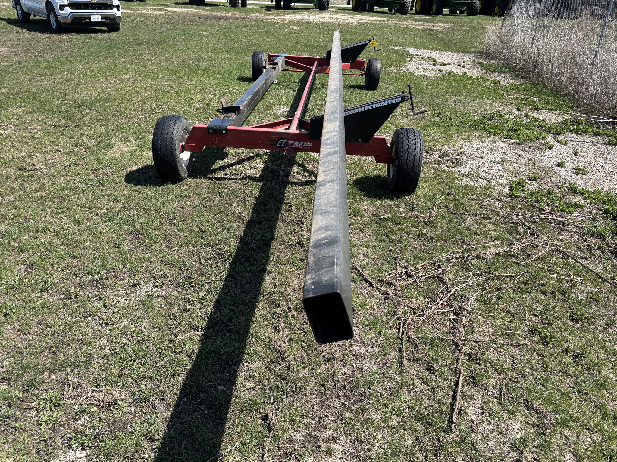  E-Z Trail 672 at Heritage Tractor in Galesburg, IL