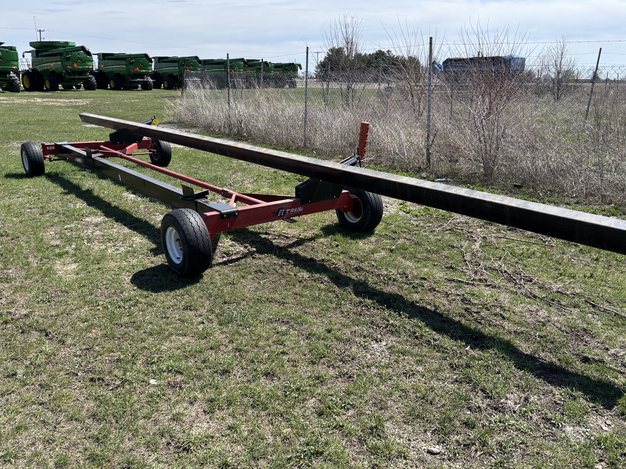   E-Z Trail 672 at Heritage Tractor in Galesburg, IL