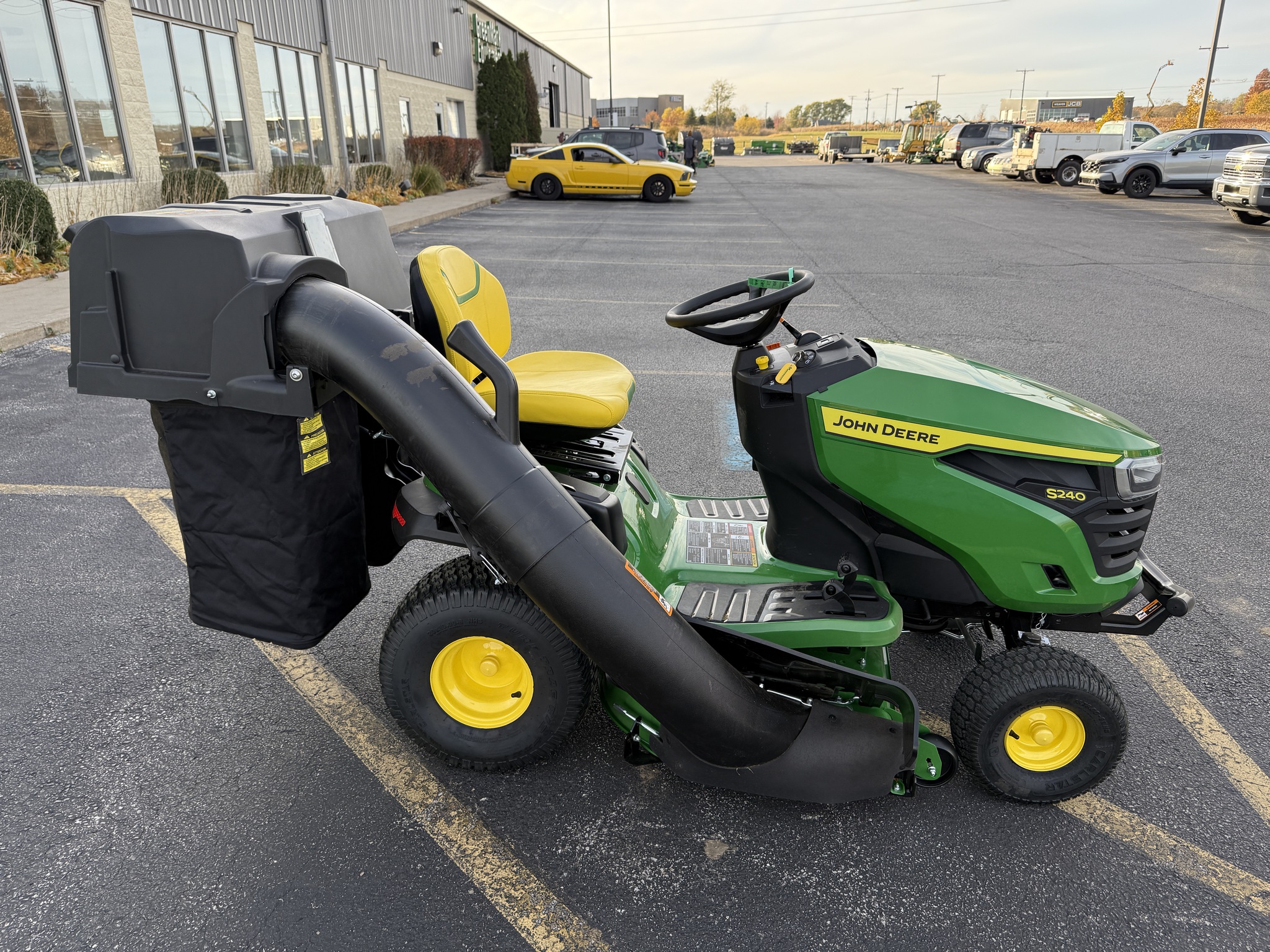 2026 John Deere S240 Image 2