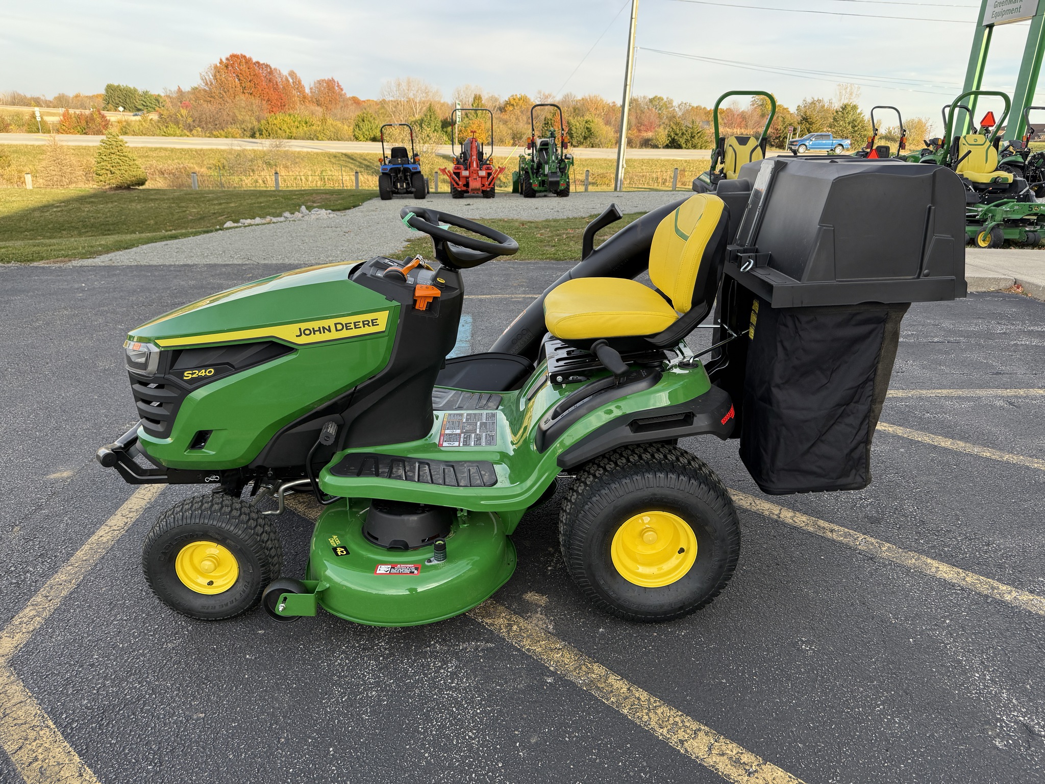 2026 John Deere S240 Image 6