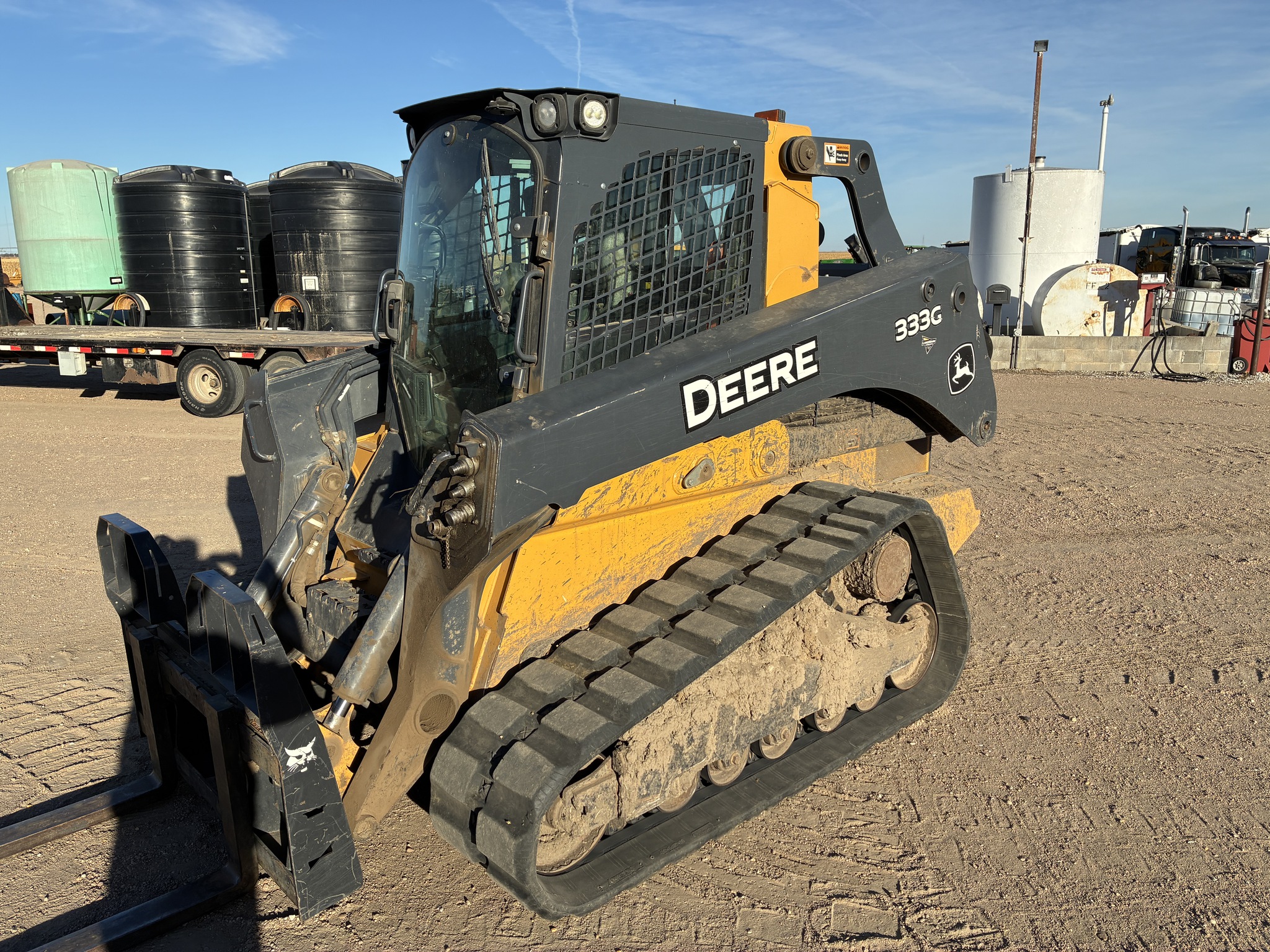 2018 John Deere 333G Image 1
