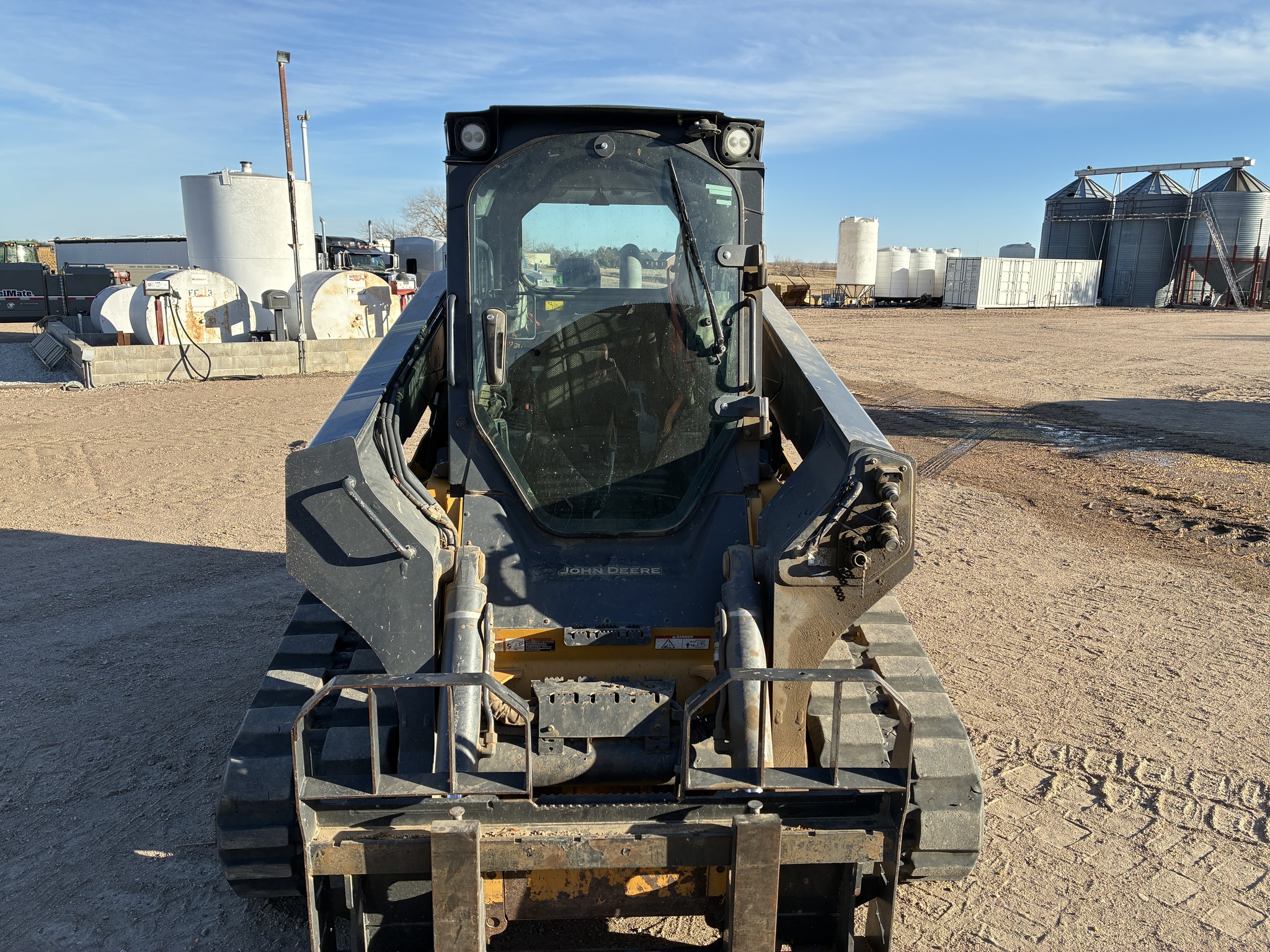 2018 John Deere 333G Image 5