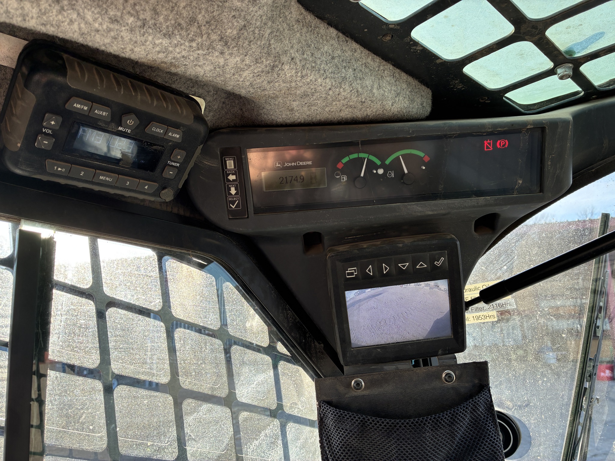 2018 John Deere 333G Image 12