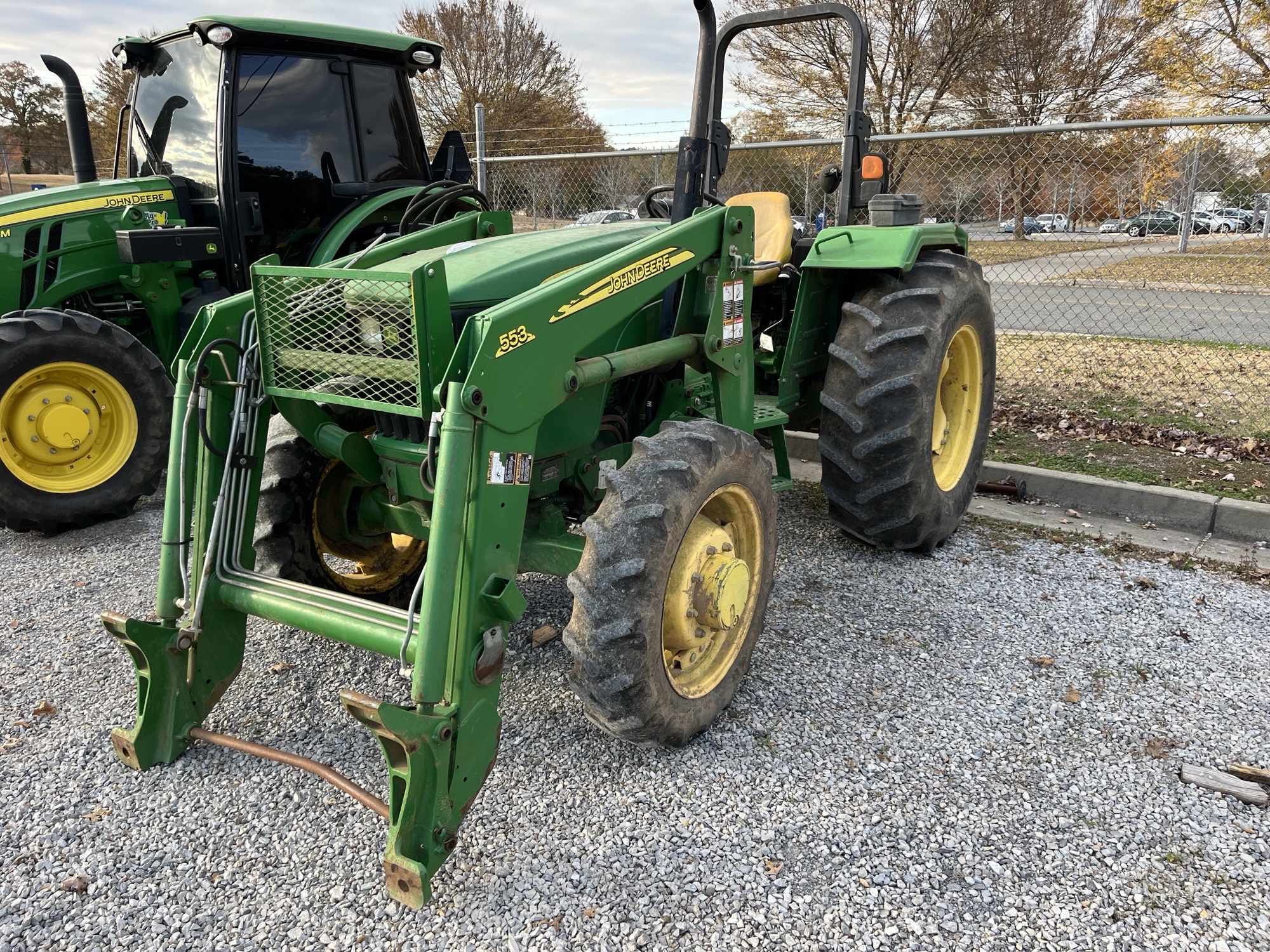 2013 John Deere 5055E Image 3