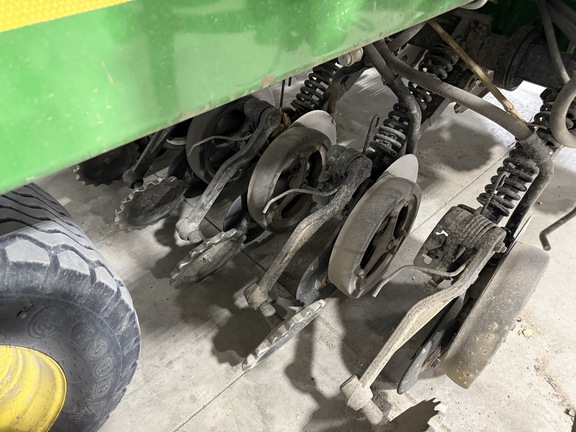 2022 John Deere N536C - Photo9