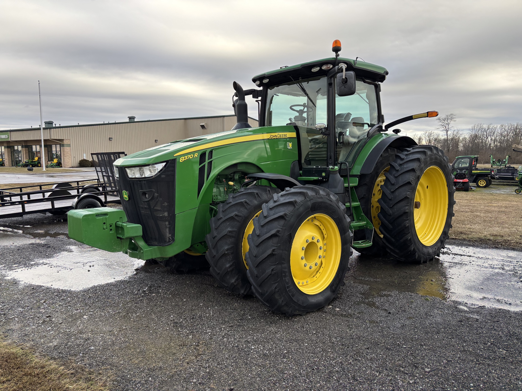2015 John Deere 8370R Image 5