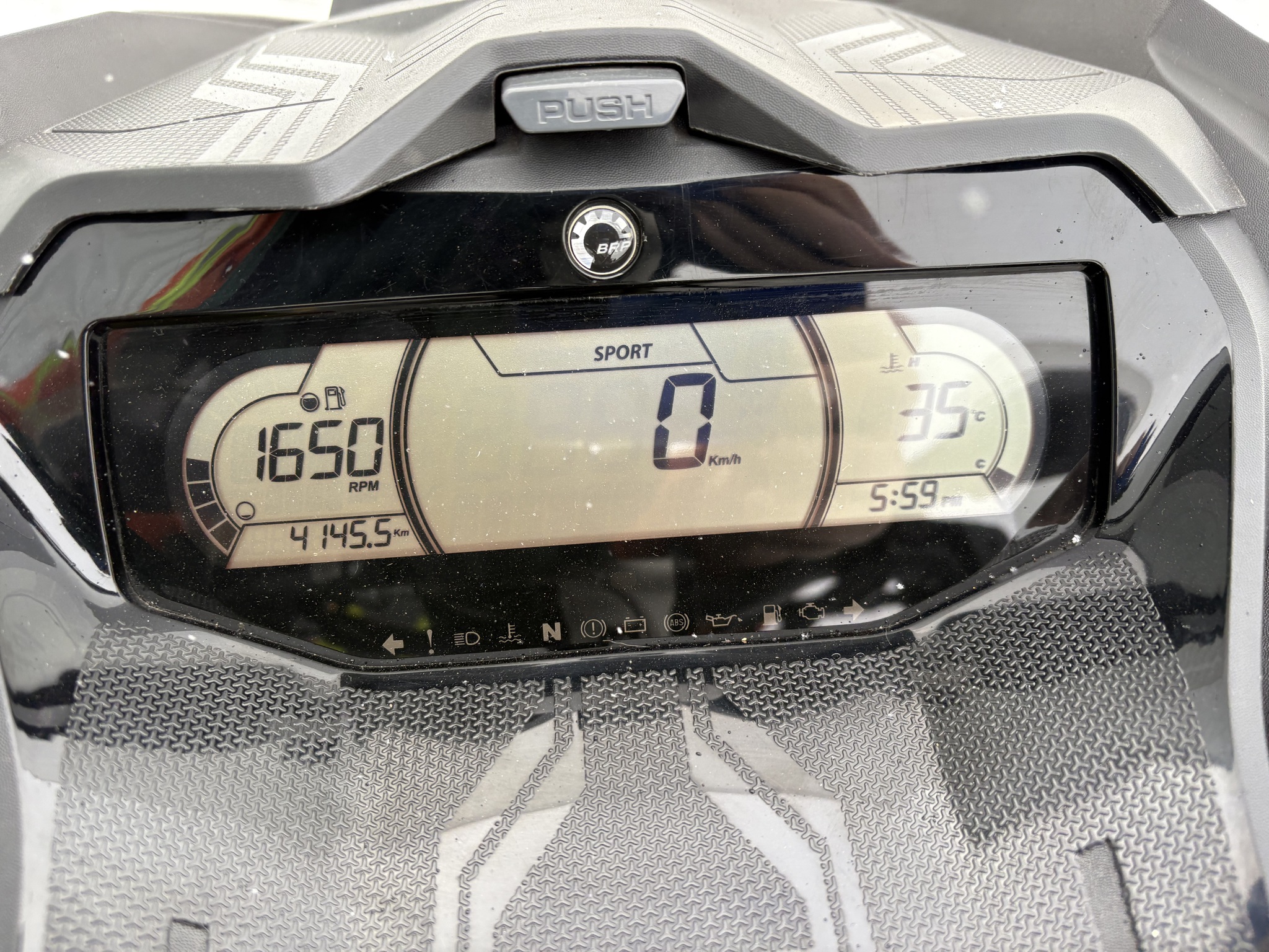 2023 Ski Doo Renegade X 900 TurboR Image 7