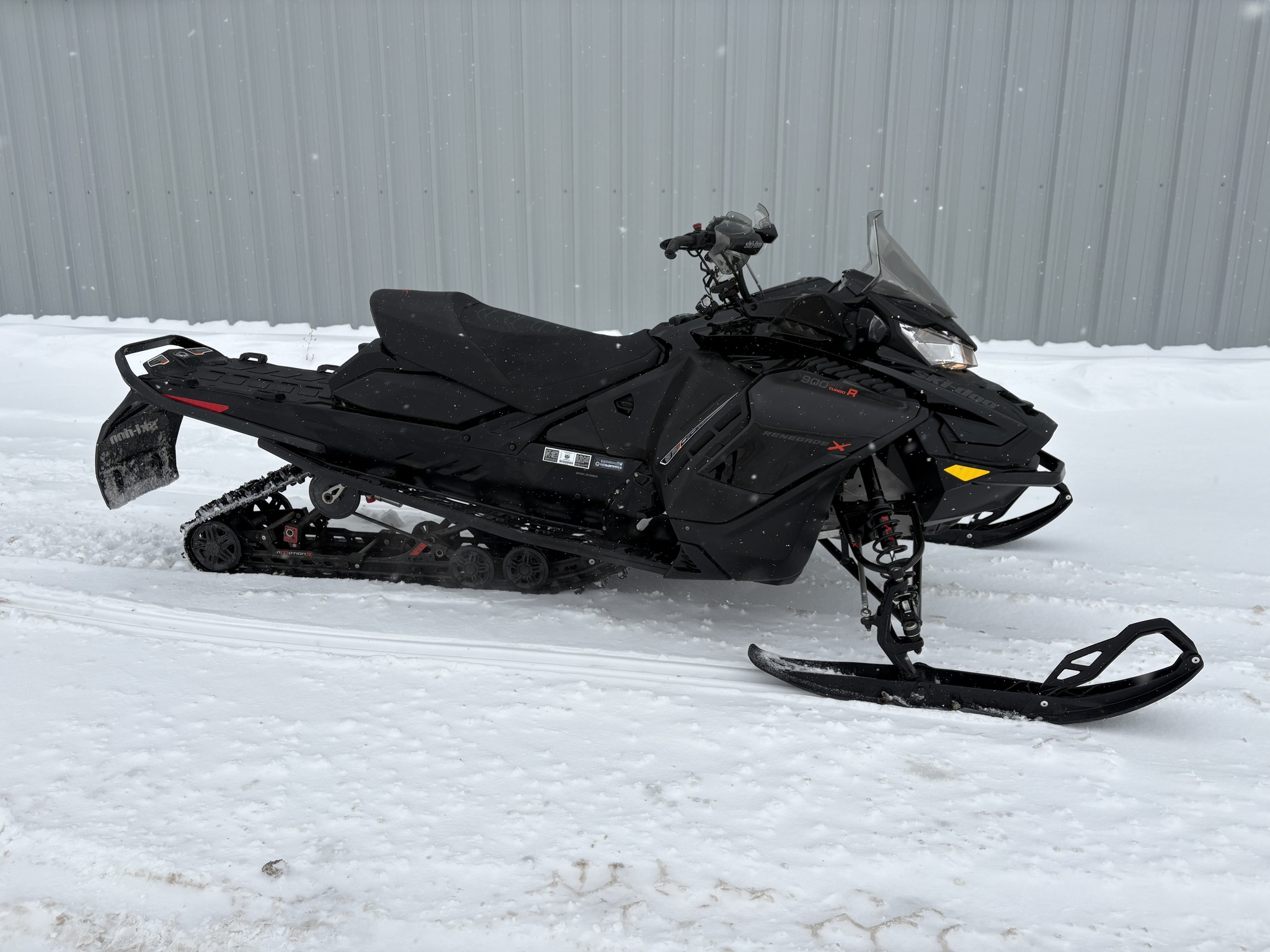 2023 Ski Doo Renegade X 900 TurboR Image 3