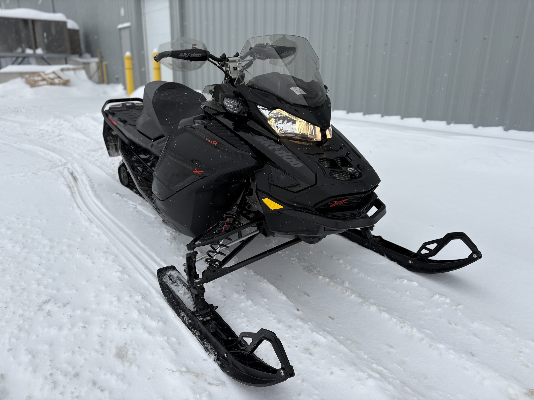 2023 Ski Doo Renegade X 900 TurboR Image 1