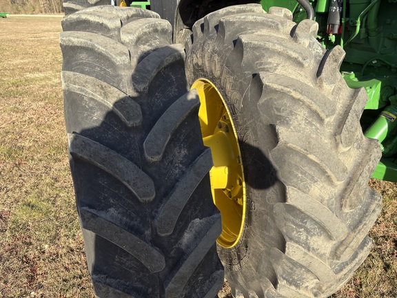 2025 John Deere 8R 410 - Photo9