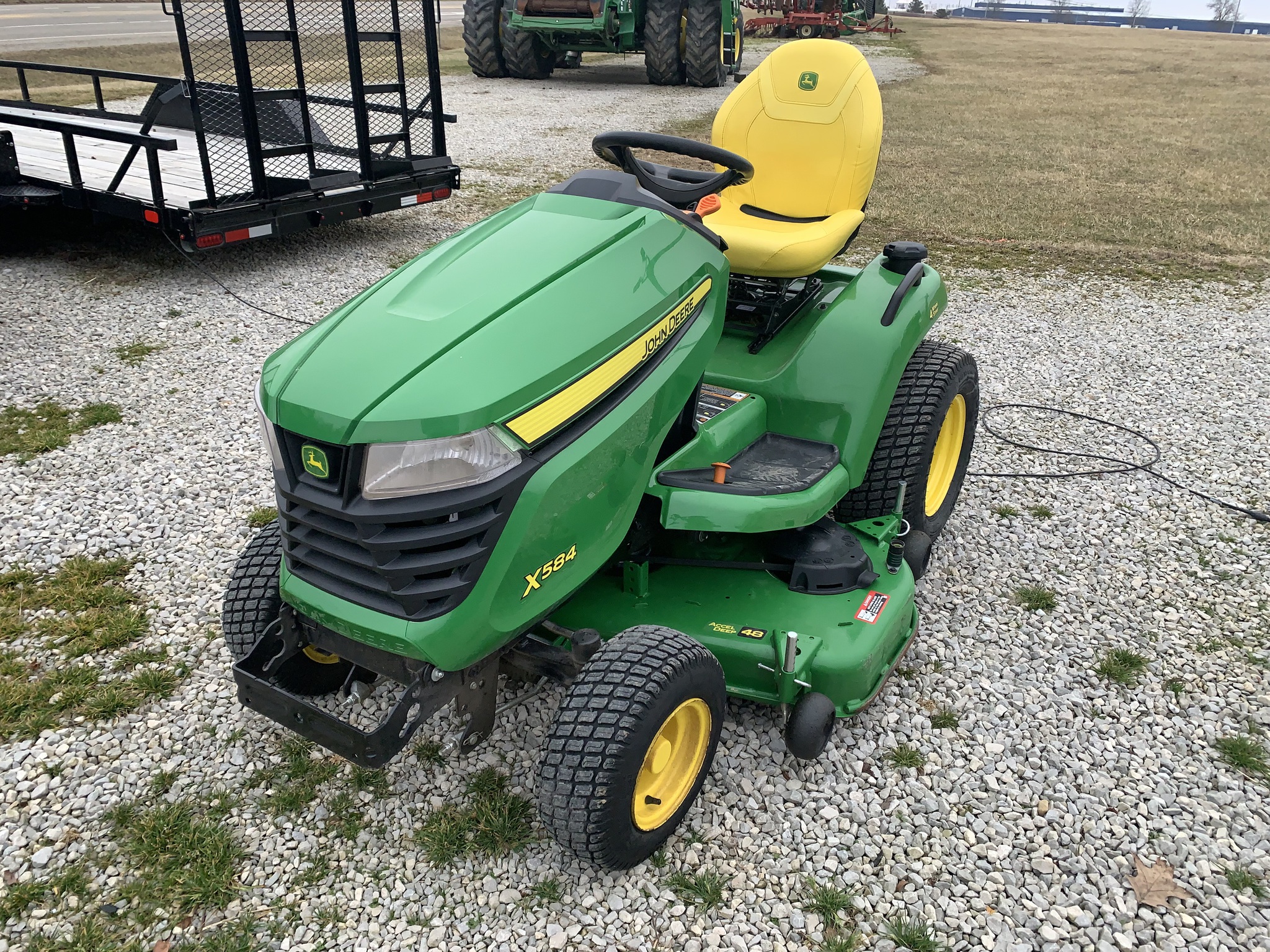 2024 John Deere X584 Image 3