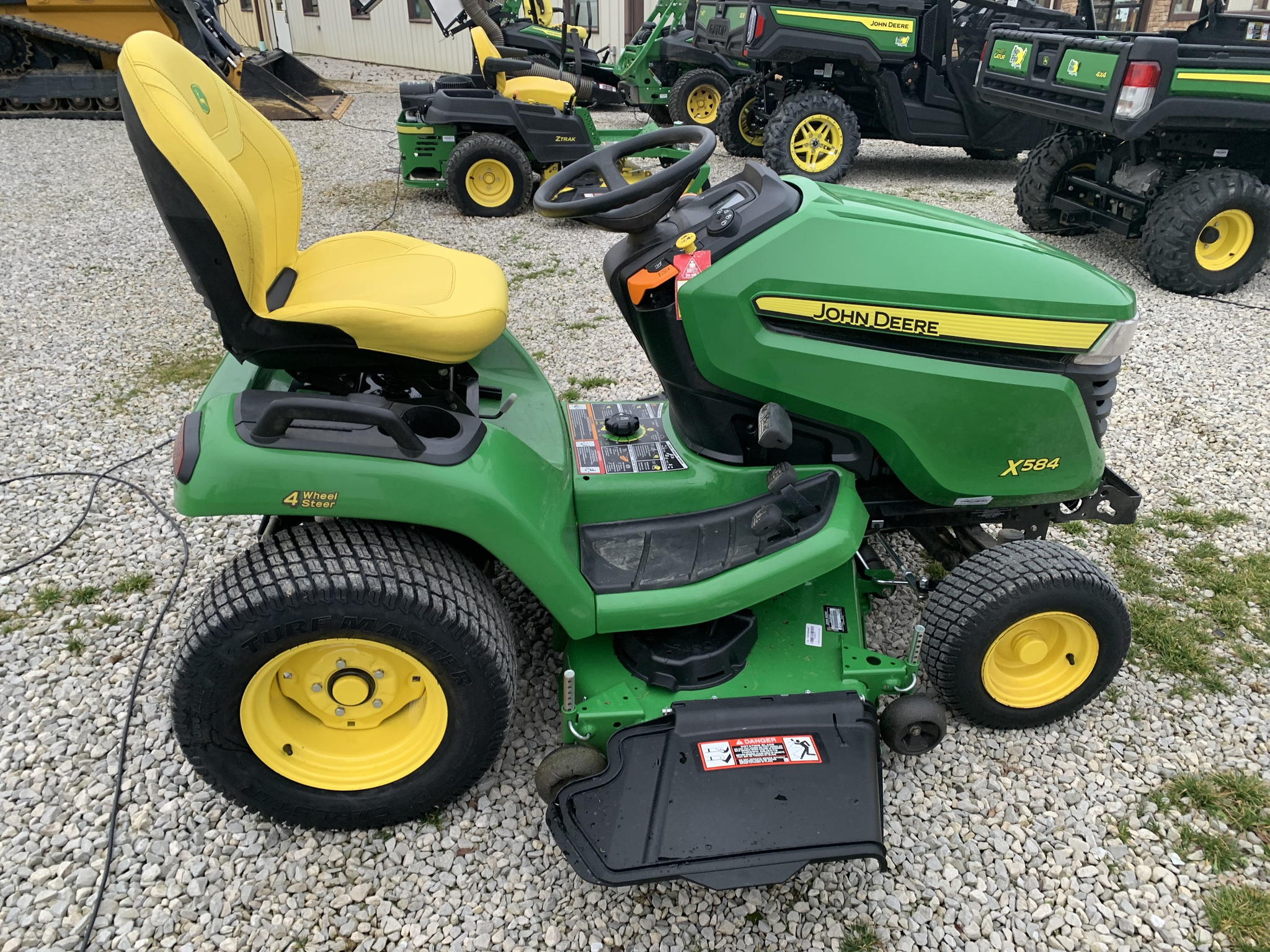 2024 John Deere X584 Image 8