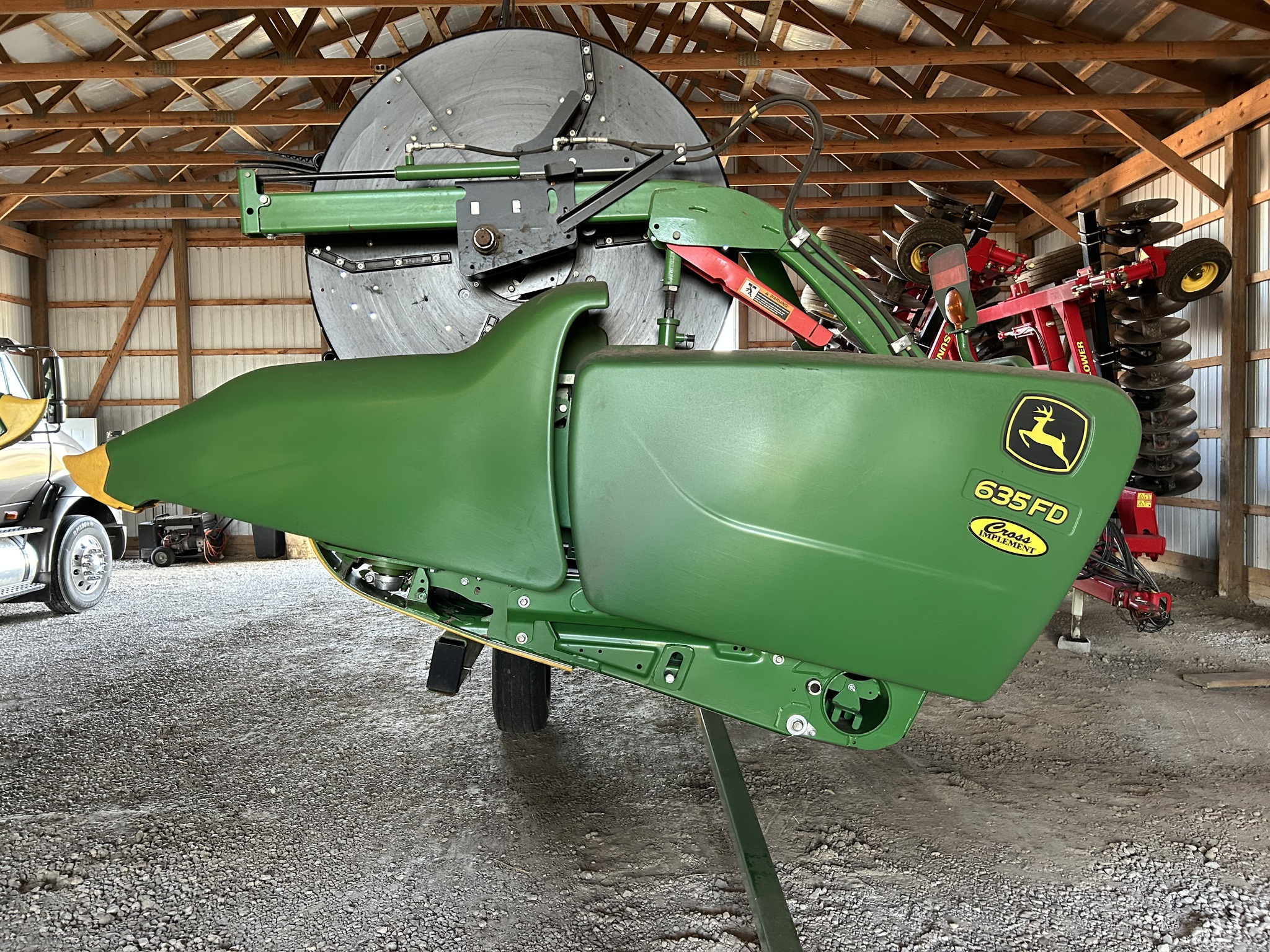 2017 John Deere 635FD Image 1