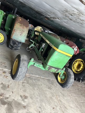 Photo of 1981 John Deere 2640