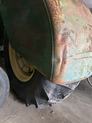 Photo of 1981 John Deere 2640
