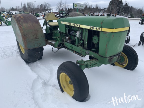 Photo of 1981 John Deere 2640