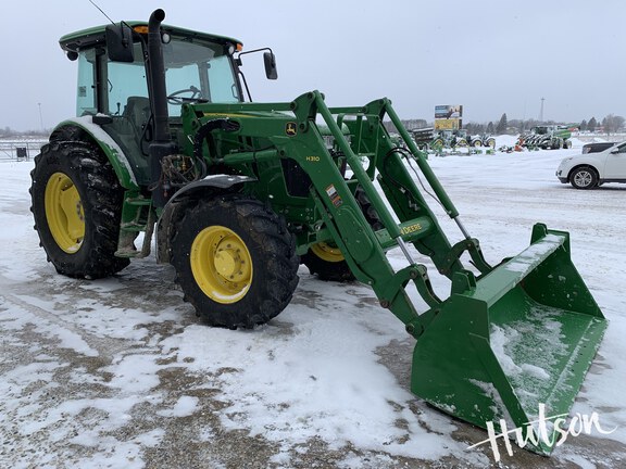 Photo of 2022 John Deere 6120E