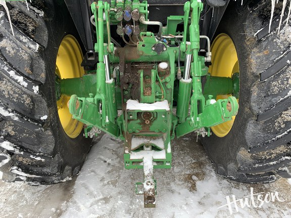 Photo of 2022 John Deere 6120E