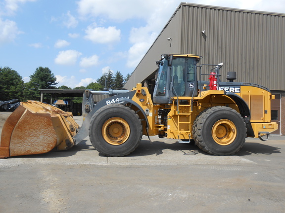 2019 John Deere 844K-III AH